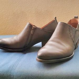 Pikolinos new gray booties size 42